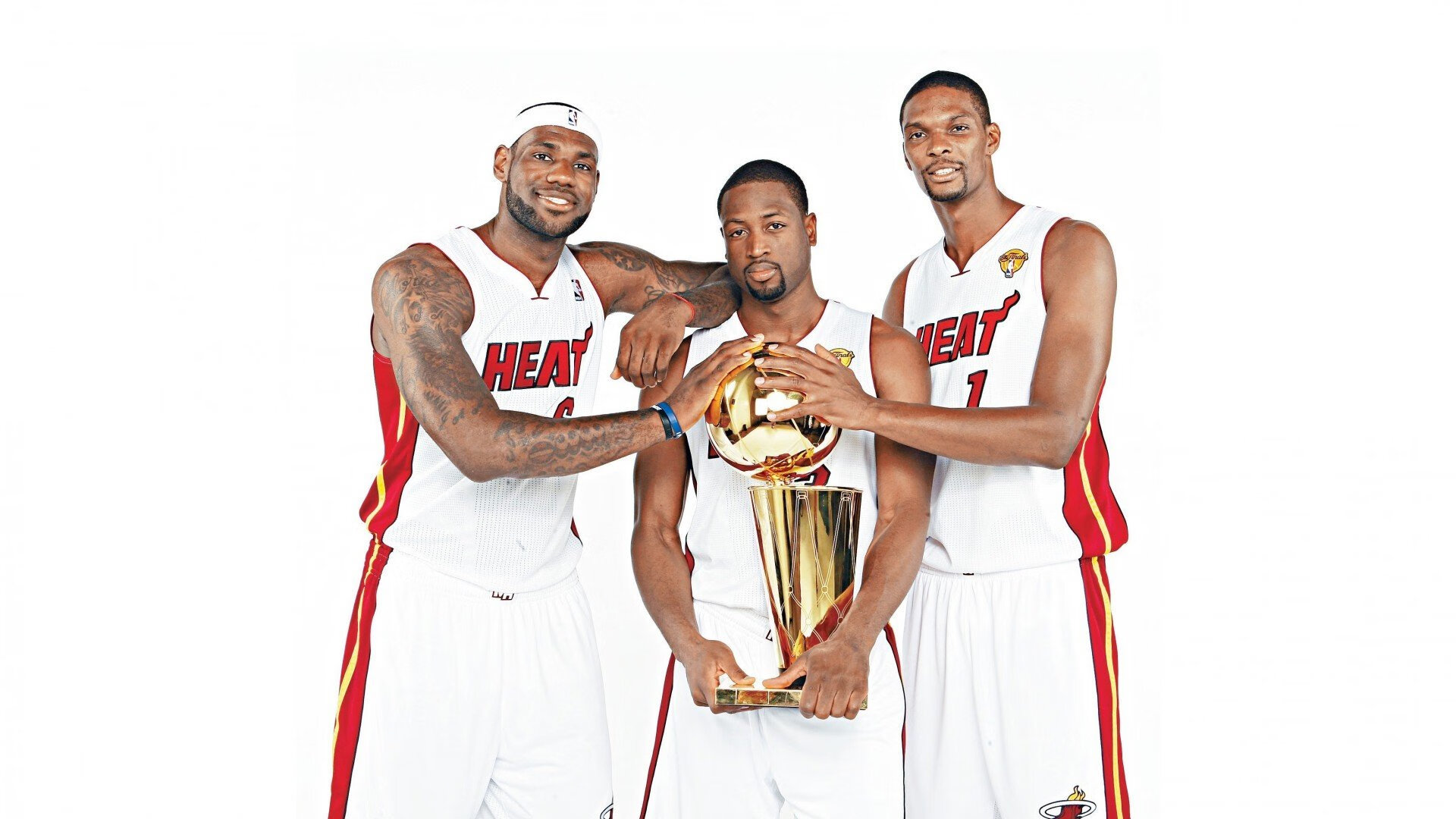 爱游戏网址-利物浦临阵换将惊动全明星，皇马密谋NBA季后赛遭赛后质疑，全世界都惊呆了